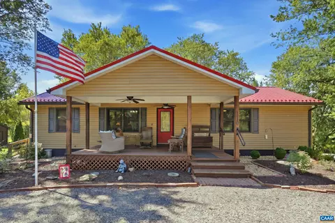 Exterior - 110 Patrick Henry Dr, Louisa, VA 23093 photo 6 of 6