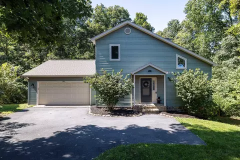 283 Jessamine Pl, Mcgaheysville, VA 22840