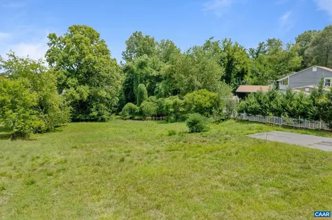2541 Barracks Rd, Charlottesville, VA 22901 photo 6