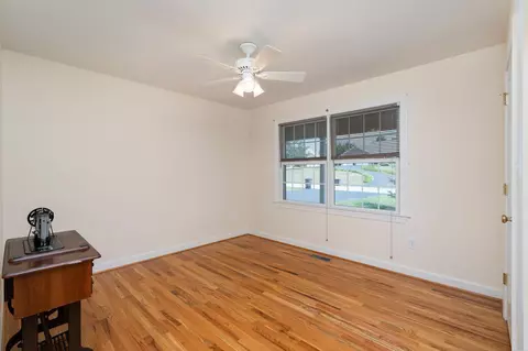Bedroom - 97 Gloucester Rd, Stuarts Draft, VA 24477 photo 3 of 3