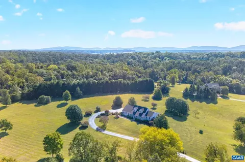 100 Graemont Ln, Earlysville, VA 22936