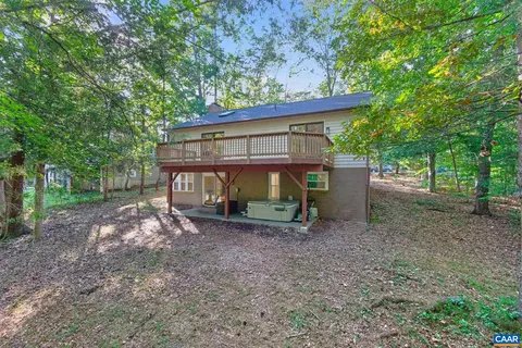 Exterior - 3 Roadview Ter, Palmyra, VA 22963 photo 2 of 11