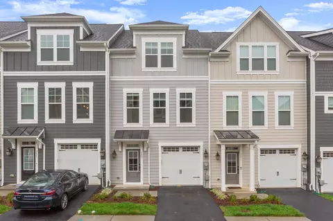 3427 Monterey Dr #32E, Harrisonburg, VA 22801