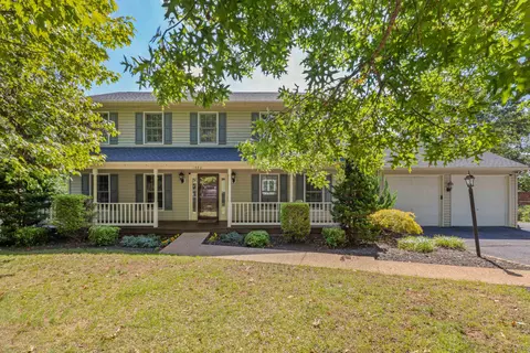 1480 Bluewater Rd, Harrisonburg, VA 22801