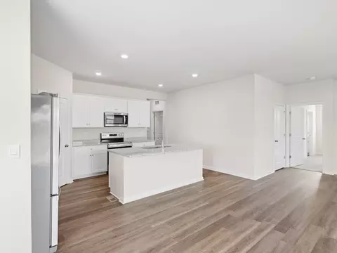 Kitchen - 199 Waterfront Dr, Raphine, VA 24472 photo 2 of 5