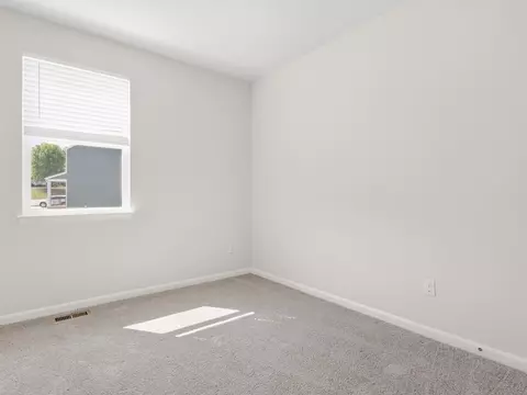 Bedroom - 199 Waterfront Dr, Raphine, VA 24472 photo 5 of 9