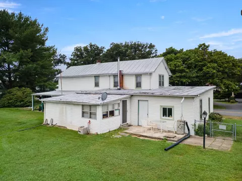 2905 Pineville Rd, Mcgaheysville, VA 22840