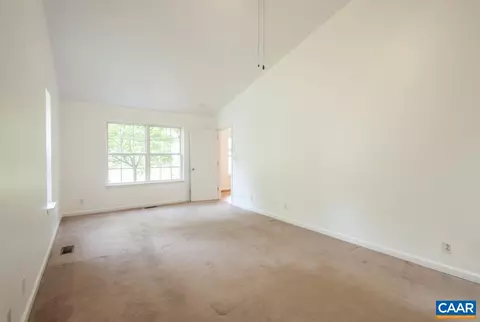Bedroom - 5 Loblolly Rd, Palmyra, VA 22963 photo 2 of 10