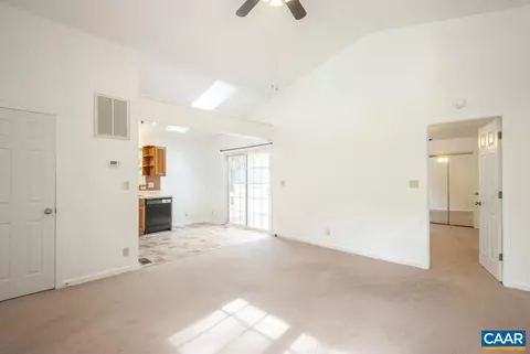 Living - 5 Loblolly Rd, Palmyra, VA 22963 photo 8 of 9