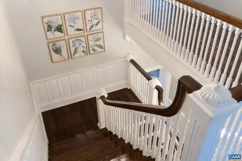 Entry Way - 409 Park St, Charlottesville, VA 22902 photo 6 of 10
