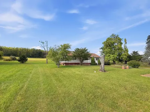 Exterior - 1593 Old Providence Rd, Raphine, VA 24472 photo 4 of 14