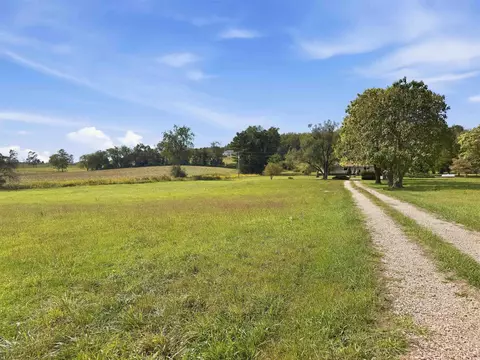 Exterior - 1593 Old Providence Rd, Raphine, VA 24472 photo 9 of 14