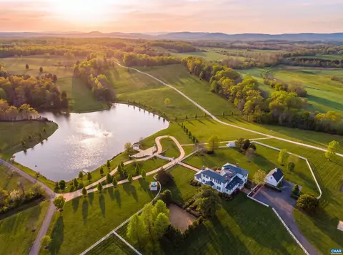 Undisclosed, Scottsville, VA 24590