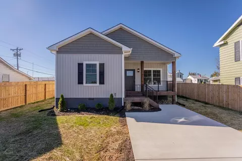 719 Stuart St, Harrisonburg, VA 22802