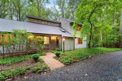 3335 Brookside Dr, Charlottesville, VA 22901