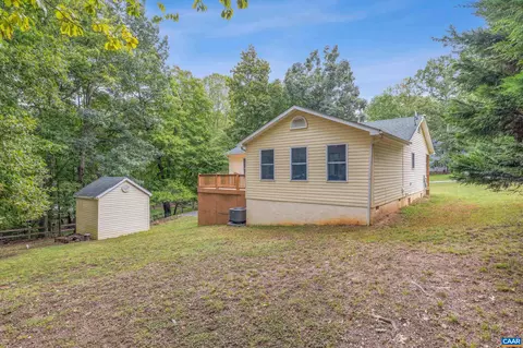 Exterior - 18 Cliftwood Rd, Palmyra, VA 22963 photo 5 of 8