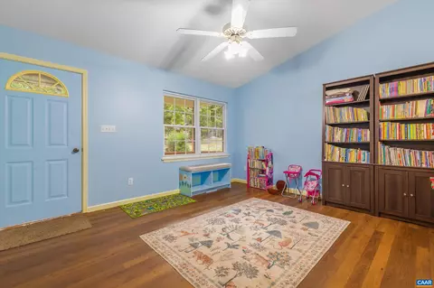 Entry Way - 18 Cliftwood Rd, Palmyra, VA 22963 photo 1 of 2
