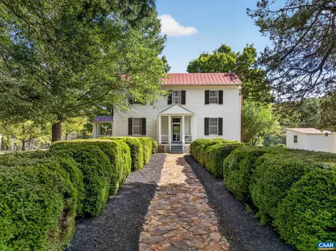 1642 A Edgehill Plantation Rd, Gladstone, VA 24553