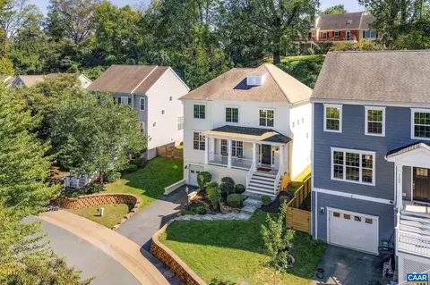 1102 Saint Charles Ct, Charlottesville, VA 22901