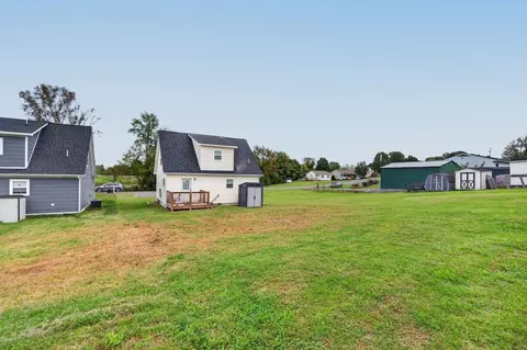 Exterior - 16620 E Spring St, Elkton, VA 22827 photo 8 of 12