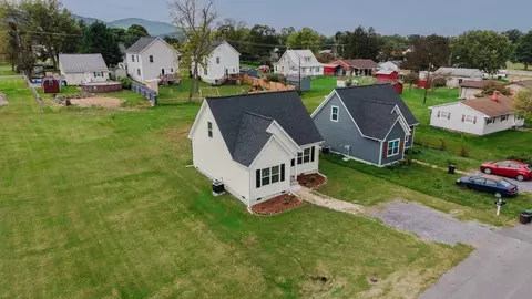 View/Area - 16620 E Spring St, Elkton, VA 22827 photo 1 of 9