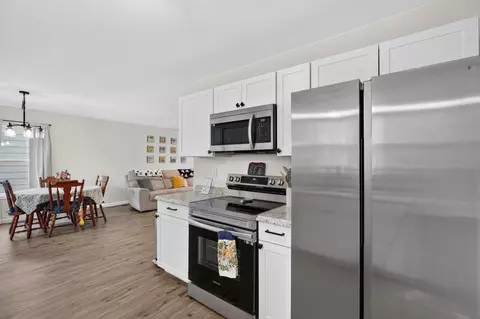 Kitchen - 16620 E Spring St, Elkton, VA 22827 photo 3 of 4