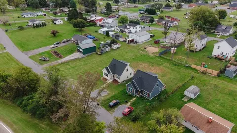 View/Area - 16620 E Spring St, Elkton, VA 22827 photo 3 of 9