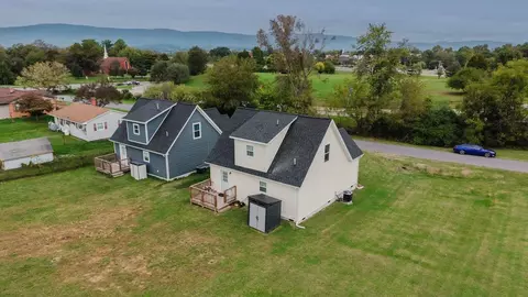 View/Area - 16620 E Spring St, Elkton, VA 22827 photo 2 of 9