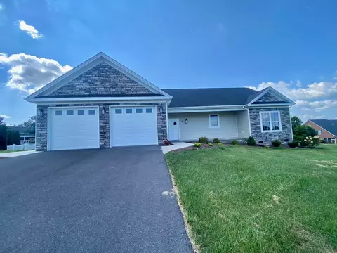 6 Janet Ln, Bridgewater, VA 22812