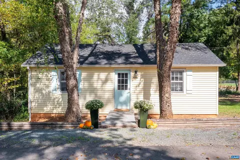 4506 Old Three Notched Rd, Charlottesville, VA 22901