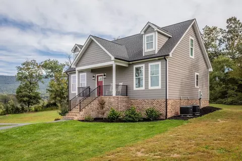 1788 Arkton Rd, Broadway, VA 22815