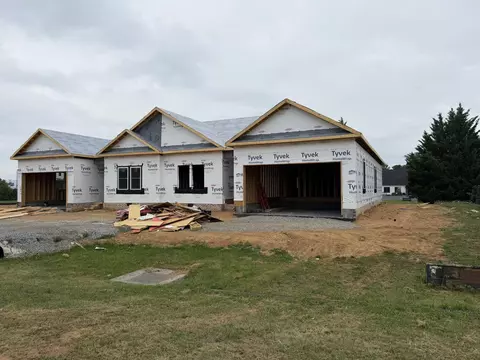 8 Meriwether Cir, Stuarts Draft, VA 24477 photo 2