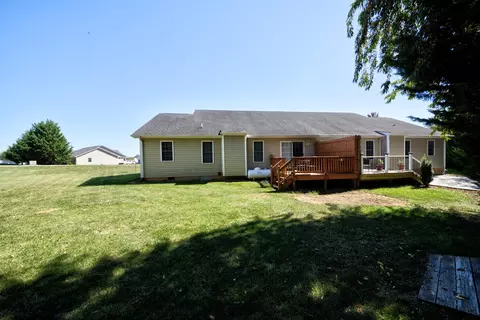Exterior - 42 Meriwether Cir, Stuarts Draft, VA 24477 photo 4 of 7
