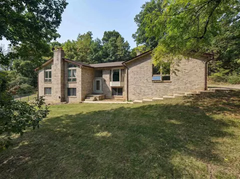107 Fairview Cir, Woodstock, VA 22664