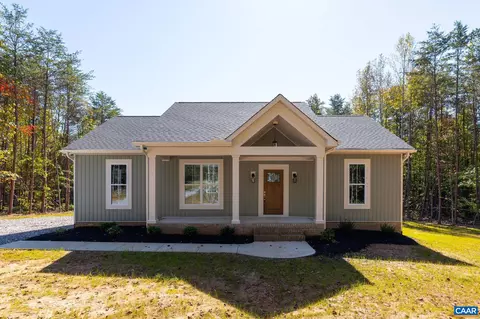 5632 Darlington Heights Rd, Farmville, VA 23901