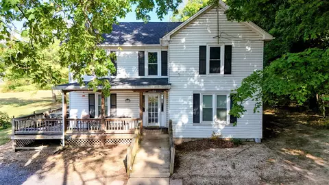 Exterior - 531 Oakland Cir, Raphine, VA 24472 photo 3 of 6