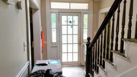 Entry Way - 531 Oakland Cir, Raphine, VA 24472 photo 1 of 3