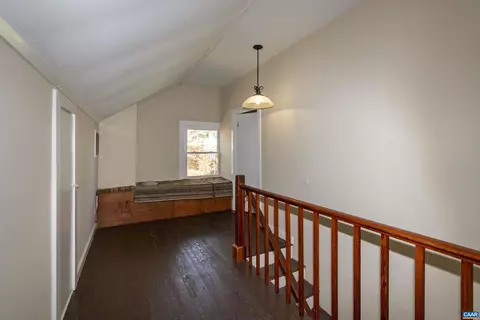 Entry Way - 194 Morton St, Orange, VA 22960 photo 3 of 3