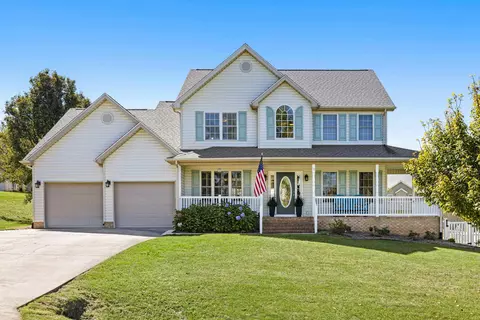 15 Lillian Dr, Fishersville, VA 22939