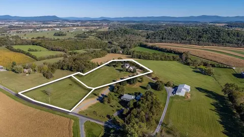 View/Area - 9527 Centerville Rd, Bridgewater, VA 22812 photo 6 of 8