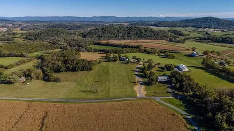 View/Area - 9527 Centerville Rd, Bridgewater, VA 22812 photo 5 of 8