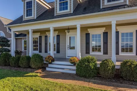 Exterior - 9527 Centerville Rd, Bridgewater, VA 22812 photo 2 of 15