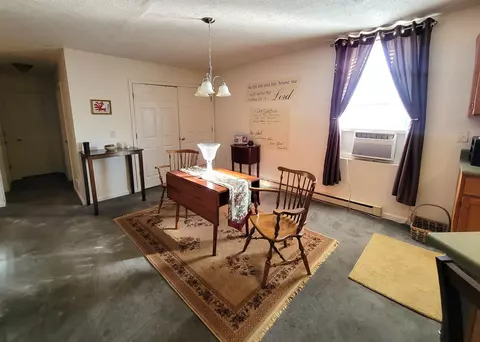 Dining - 22 Wayne Ave, Stuarts Draft, VA 24477 photo 1 of 4