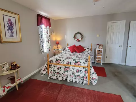 Bedroom - 22 Wayne Ave, Stuarts Draft, VA 24477 photo 1 of 6