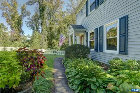 2401 Bennington Rd, Charlottesville, VA 22901