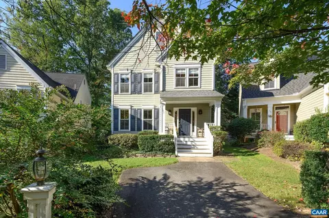 111 Amherst Cmns, Charlottesville, VA 22903