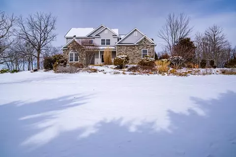 Exterior - 190 Ridgemore Dr, Raphine, VA 24472 photo 26 of 28