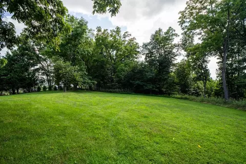 Exterior - 190 Ridgemore Dr, Raphine, VA 24472 photo 13 of 28