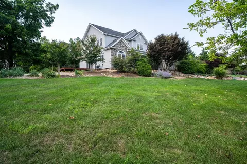 Exterior - 190 Ridgemore Dr, Raphine, VA 24472 photo 2 of 28