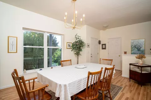 Dining - 190 Ridgemore Dr, Raphine, VA 24472 photo 1 of 2